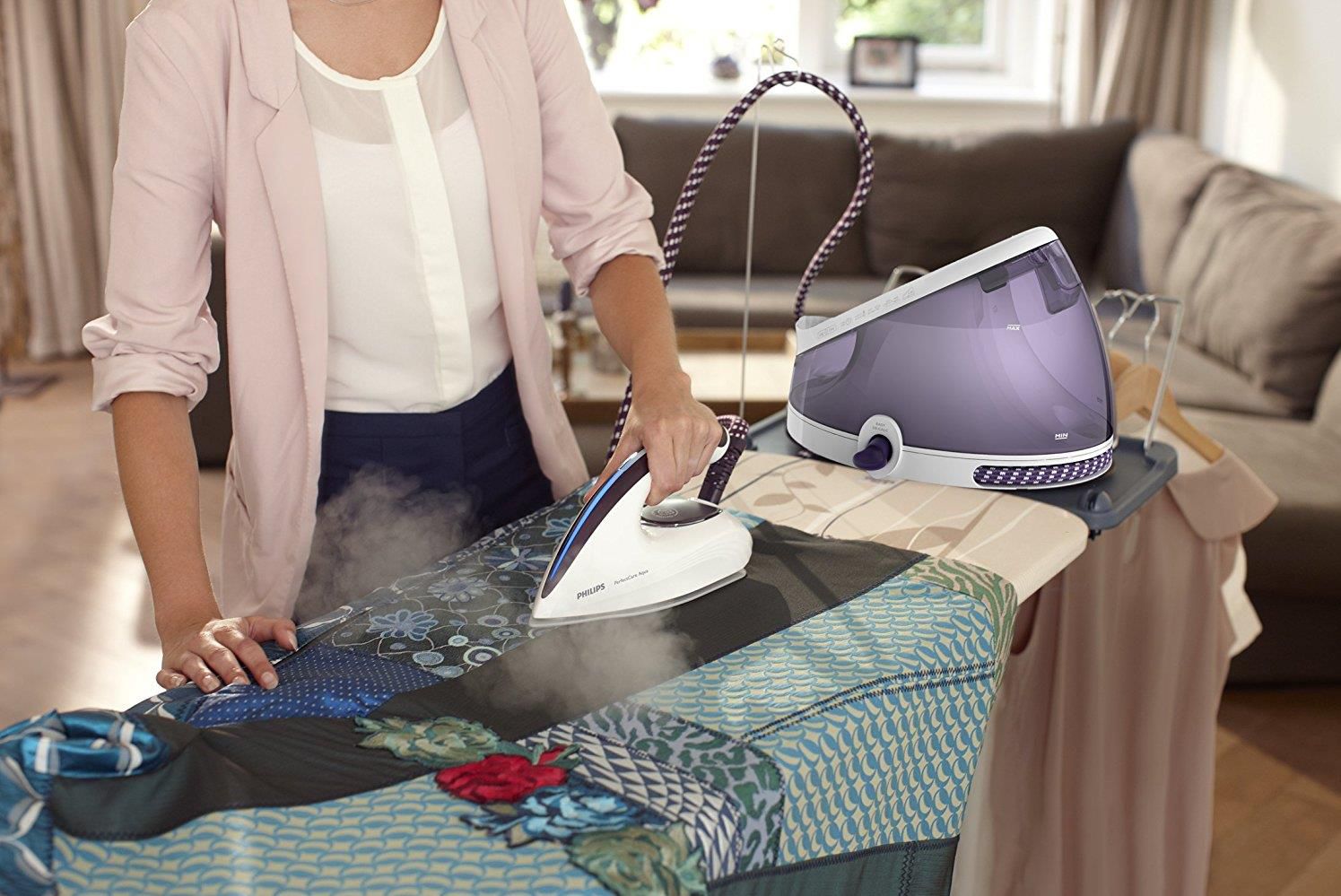 Ironing clothes with steam фото 53